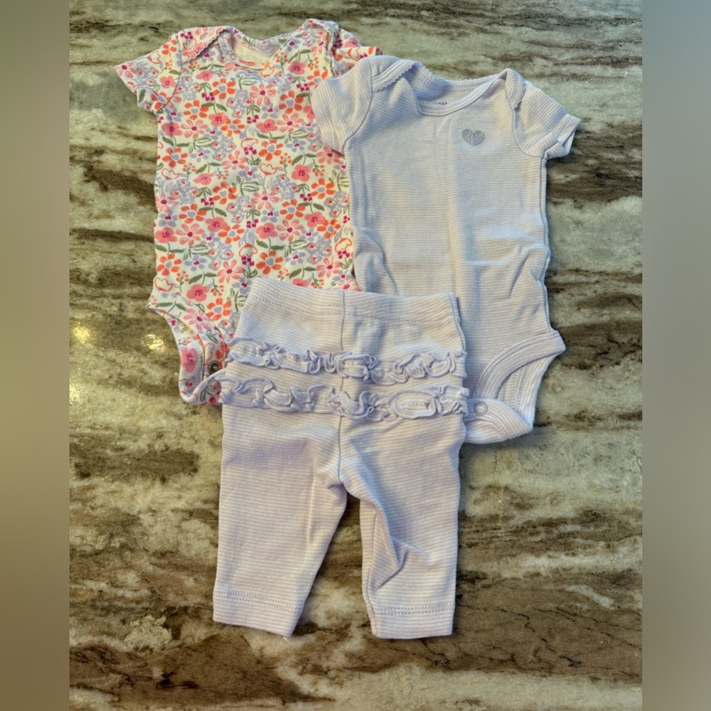 Carters newborn set
